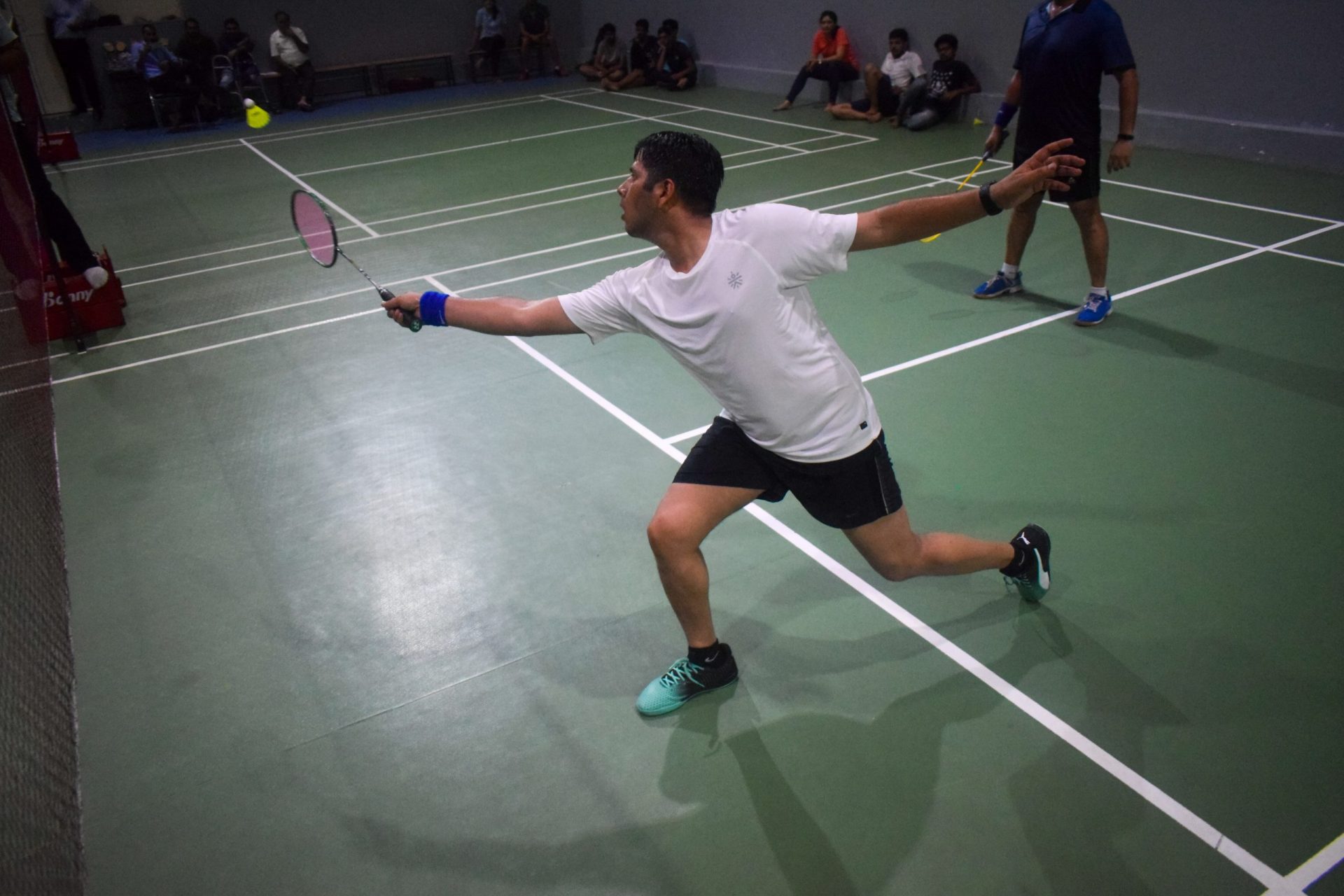 Top 10 Badminton Tips For Beginners - ThePickleSports